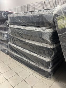 King Pillow Top Mattress 