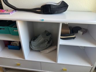 White Storage Shelf Unit with Drawers