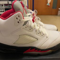 Jordan 5 Fire Red