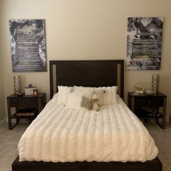 Queen Bedroom Set