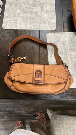 Fossil purse $ 10