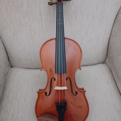 Yamaha VA5 13" Viola