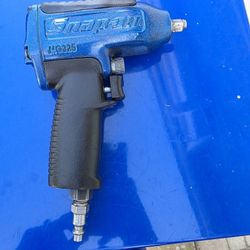 Snap On 3/8  Impact Gun