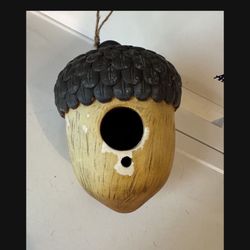 Ceramic acorn shaped birdhouse
