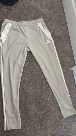 ADIDAS TRACKPANTS SIZE L