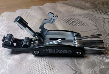 16 in 1 portable tools