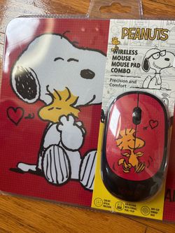 Limited edition Peanuts Wireless Mouse and Mouse Pad Combo