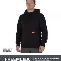 Milwaukee Men's Large Black Midweight Cotton/Polyester Long-Sleeve Pullover Hoodie