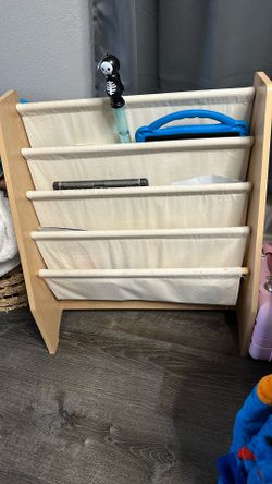 KidsKraft Bookshelf