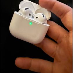 4th Generation AirPods 