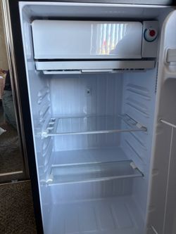 arctic chef mini fridge