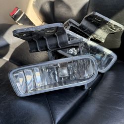 Chevrolet Silverado 00-06 Fog lights Bumper