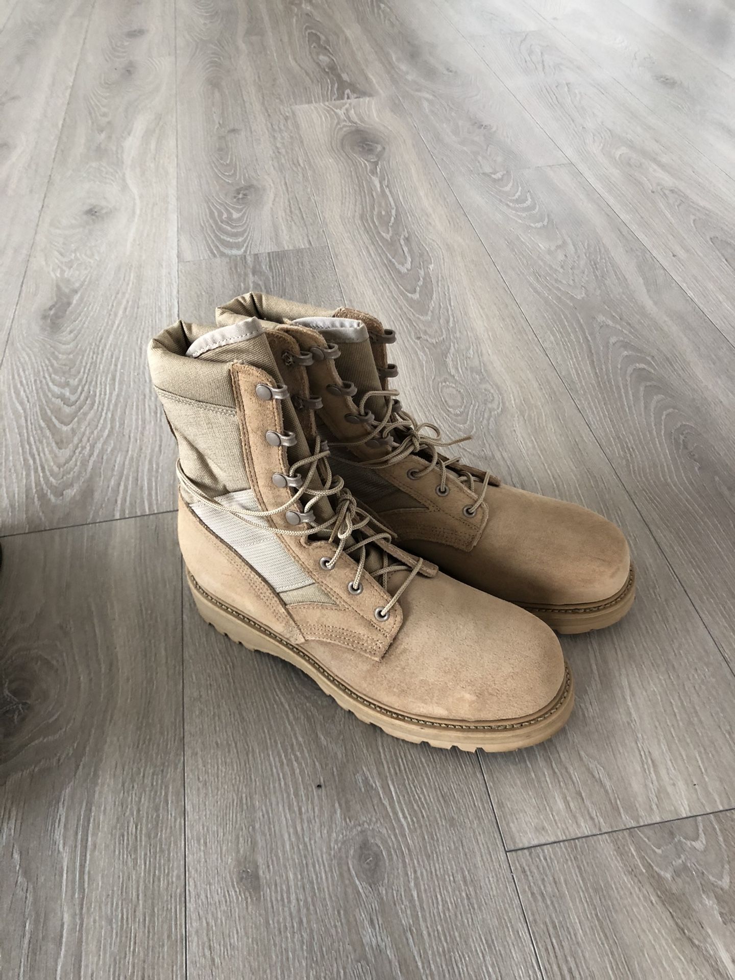 Vibram Military Boots Men size 9