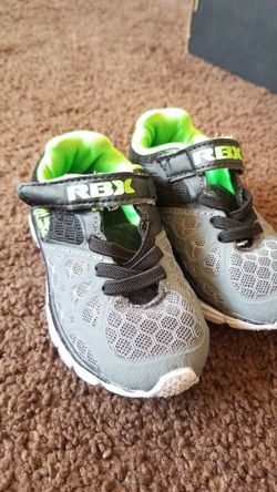 $5 toddler shoe