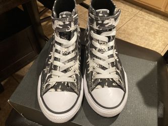 Youth Dino Converse Size 3