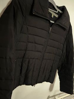 black puffer jacket