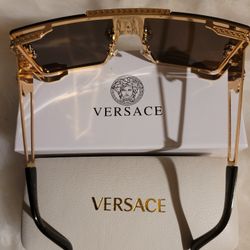 VERSACE IRREGULAR Gold Metal Shield Sunglasses 

