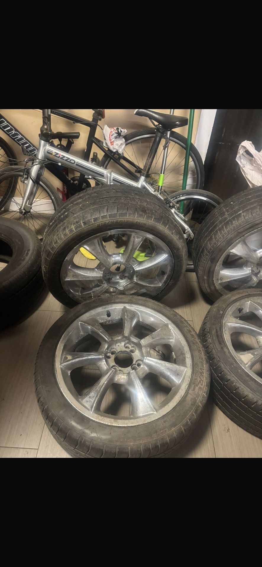 Tires & Wheels 