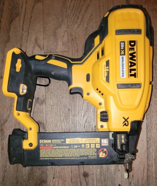 Dewalt Braid Nailer ...drill.. Sawzal
