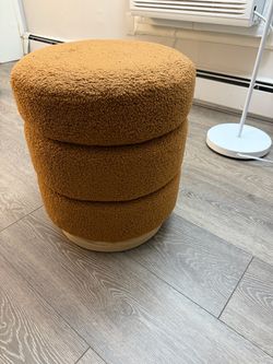 Round Ottoman with Wood Base