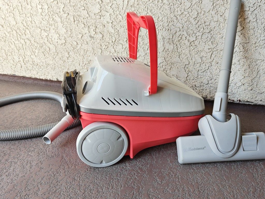 Koblenz All Purpose Pink Vacuum