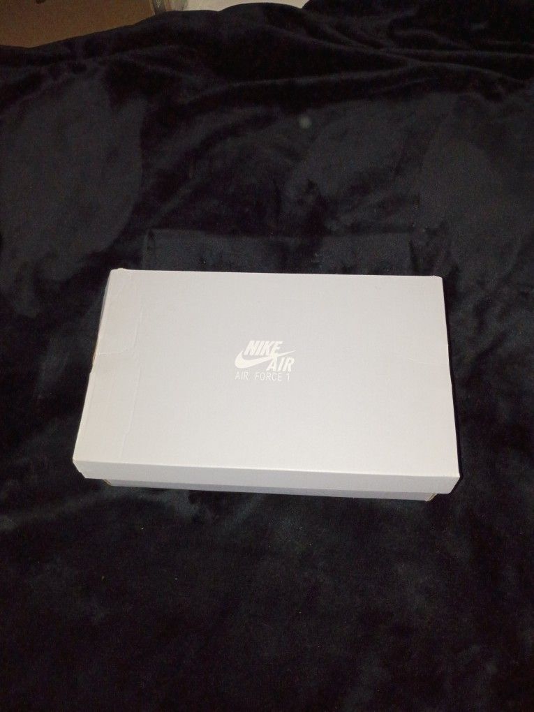 Black Air Force 1s Size 8.5 M