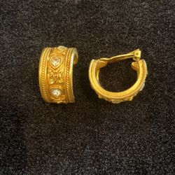 Earrings, Clip On. Vintage From Avon