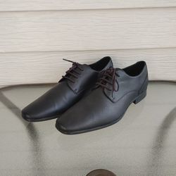 Calvin Klein Men's Brodie Oxford shoes ( NEW ) black. size 13