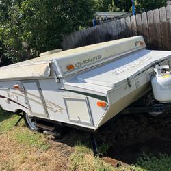 2006 StarCraft 1701 Pop Up Trailer 