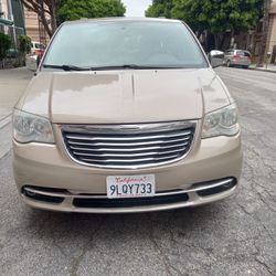 Chrysler Town Country Taurin