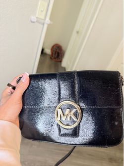 Michael Kors MK Crossbody purse