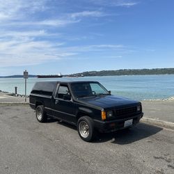 🚘 1990 Mitsubishi Mighty Max – Classic Pickup, Runs Strong! 💪🛻