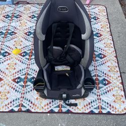 Evenflo Car seat 