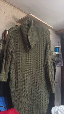 Express green sweater