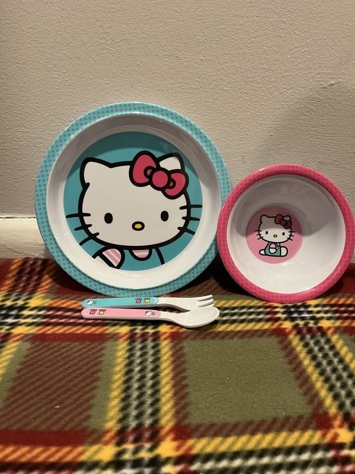 Sanrio Kids Dishes and Cuttlery
