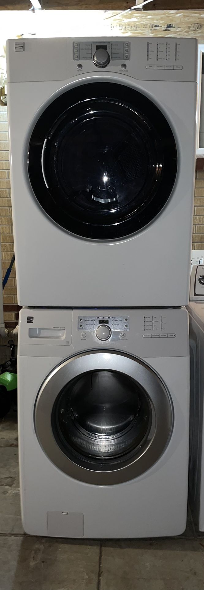 Kenmore Frontload Stackable Washer And Electric Dryer Set (Free Delivery Installation Warranty)
