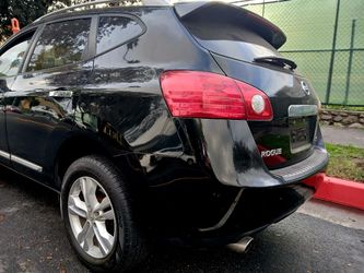 2014 Nissan Rogué LS