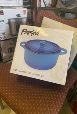Blue 3 quart casserole pot