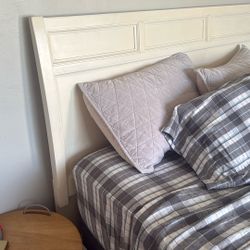 Full Size Bed, Mattress Included