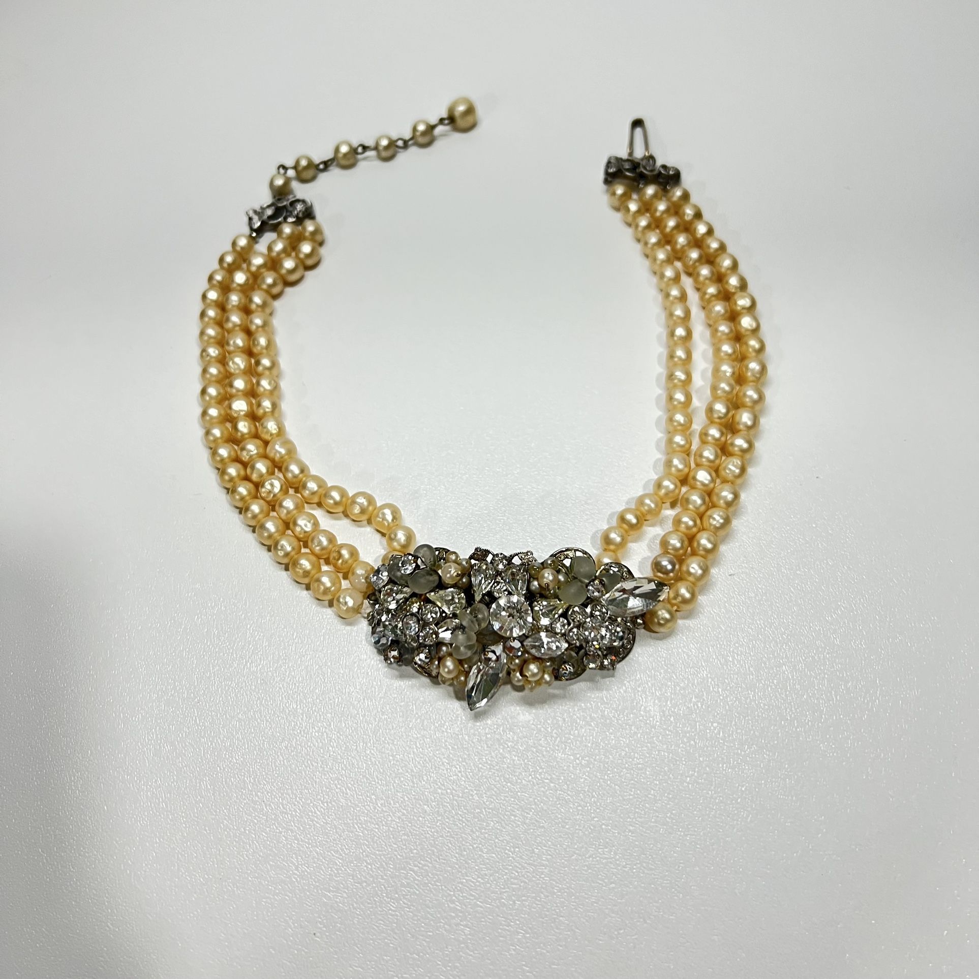 Vintage pearl vintage look choker necklace Rare choker
