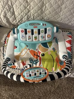 Fisher price Kick And Play