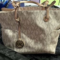 Mk Purse for Sale in Donna, TX - OfferUp