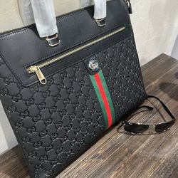 Luxury men's messenger bag