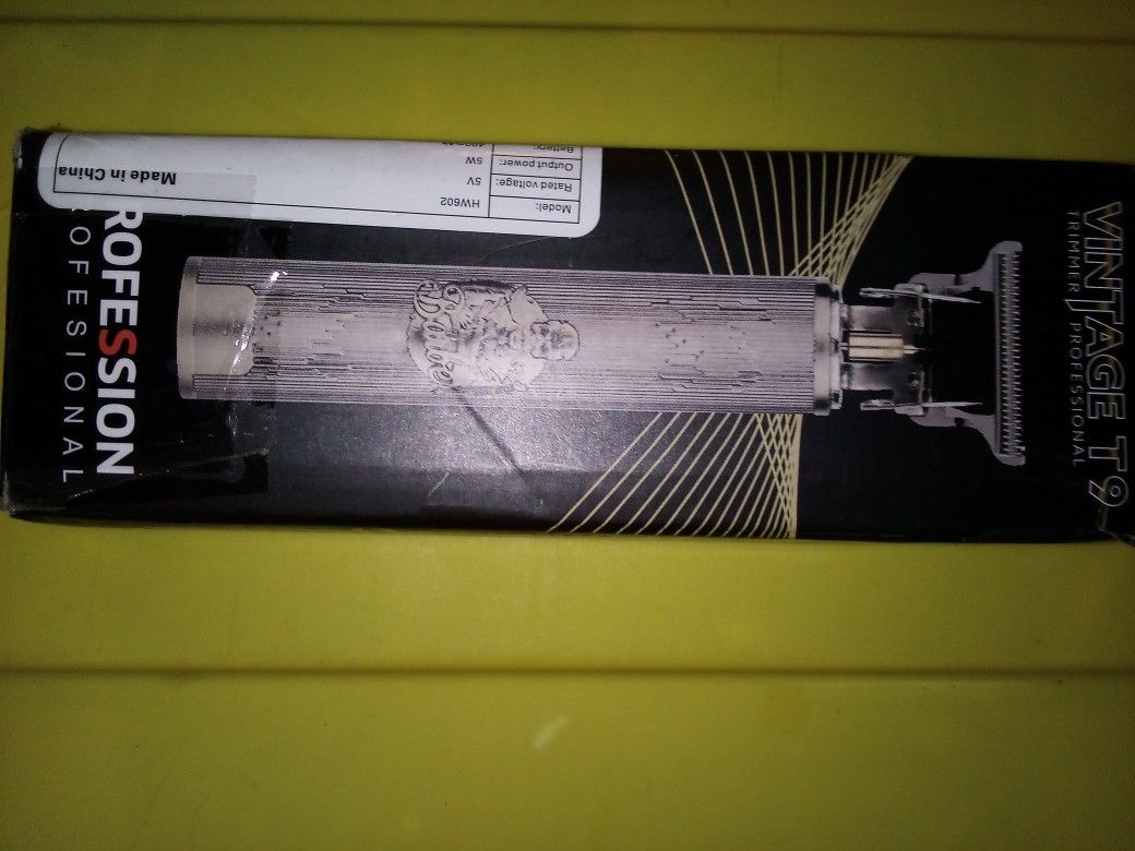 π Barber Clipper UBS Charger & Guards