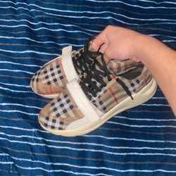 Burberry Men’s Shoe