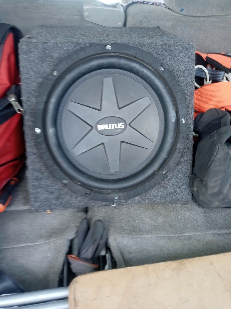 Bluetooth Amp Two Door Speakers And 12-in Woofer For Sale