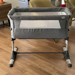 Baby Joy Bassinet 