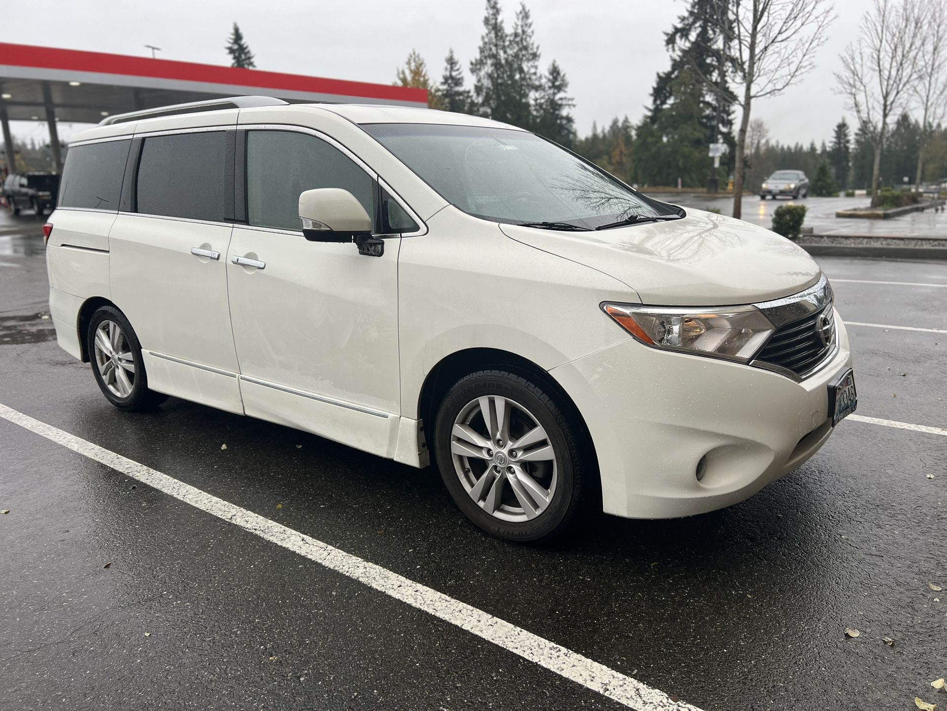 2011 Nissan Quest