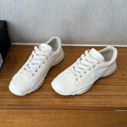 Pr,ada     shoes