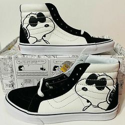 Peanuts Limited Edition Van's  Off The Wall  Us Men Size 4 Us Women Size 5.5 Tag Says #1 Skateboard Shoes Condition Great W/0 Box No Tags